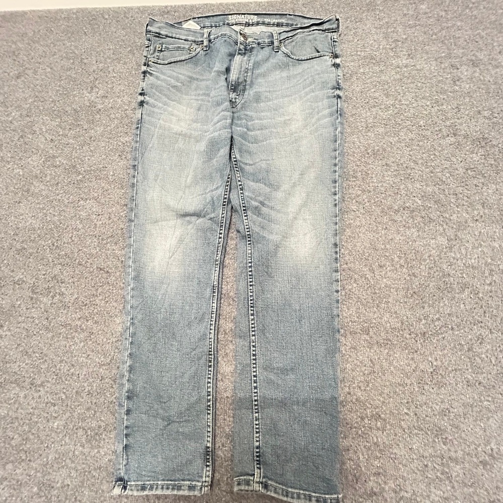Signature by Levi Strauss Jeans Mens Size 40x30 Blue Straight Leg Denim Stain
